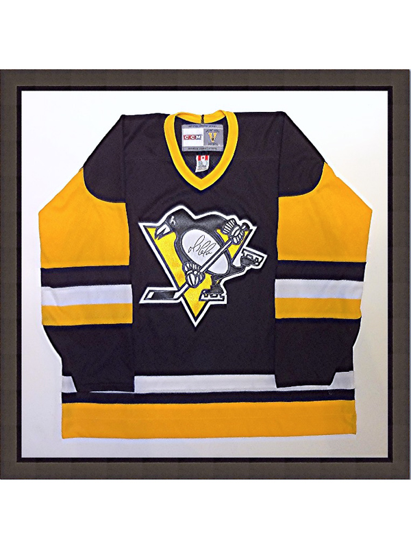 Gallery of Custom Jersey & Collectible Framing in London Ontario